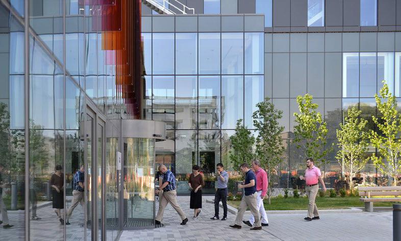 Major Enterprise Preleases Accelerate Corporate Real Estate Expansion